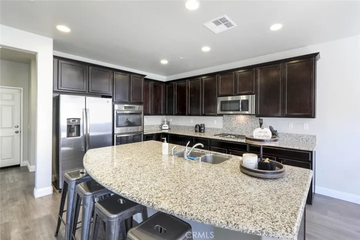 30150 Night Passage Circle, Menifee, California 92584