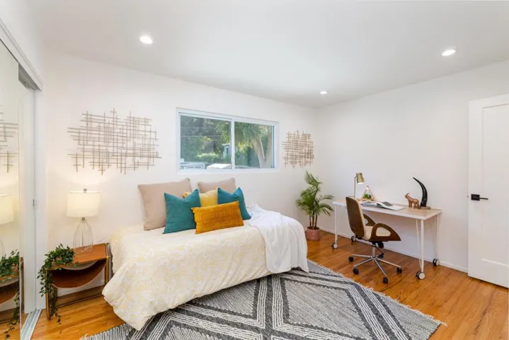 , Pacifica, California 94044