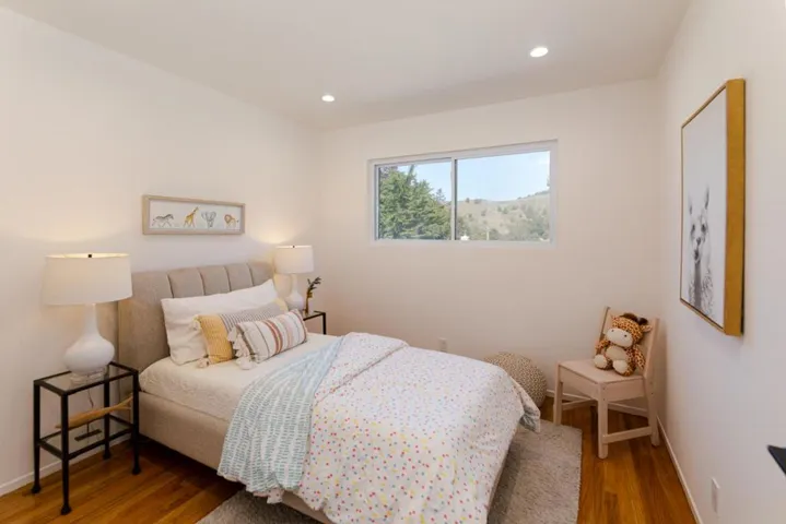 , Pacifica, California 94044