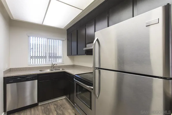 2155 Felspar Street, San Diego, California 92109