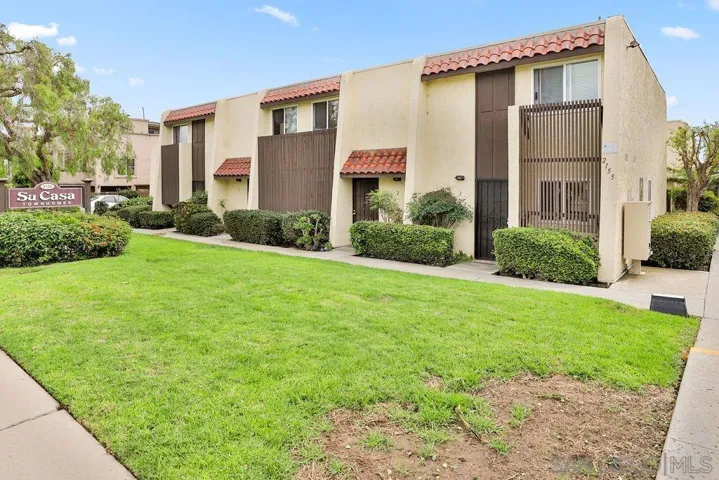 2155 Felspar Street, San Diego, California 92109