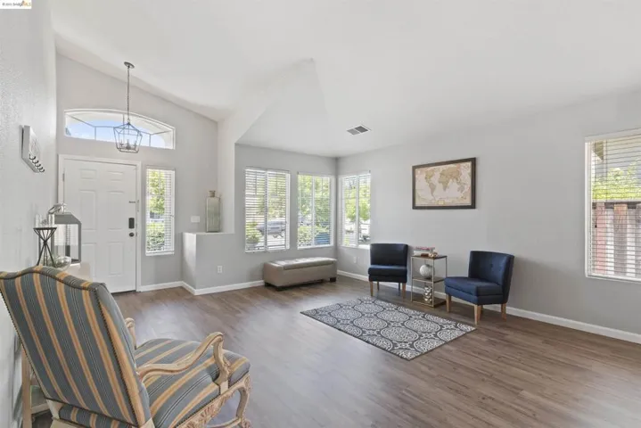 592 Apple Hill Dr, Brentwood (cc), California 94513