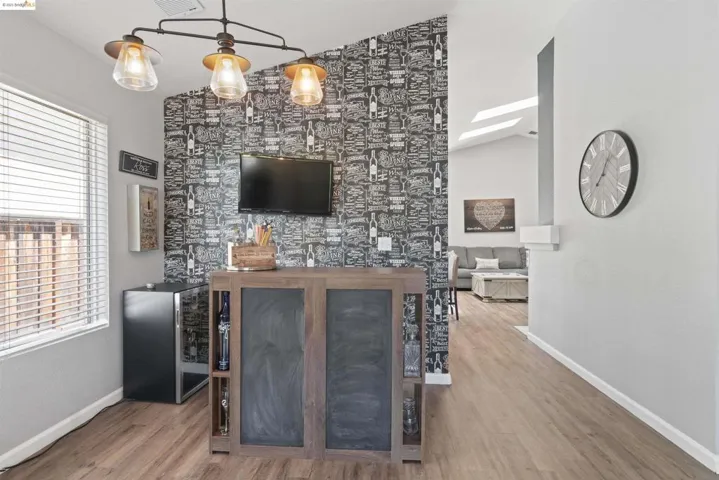 592 Apple Hill Dr, Brentwood (cc), California 94513