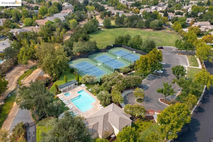 592 Apple Hill Dr, Brentwood (cc), California 94513