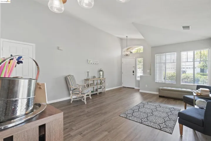 592 Apple Hill Dr, Brentwood (cc), California 94513