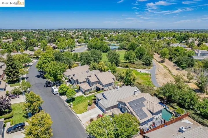 592 Apple Hill Dr, Brentwood (cc), California 94513
