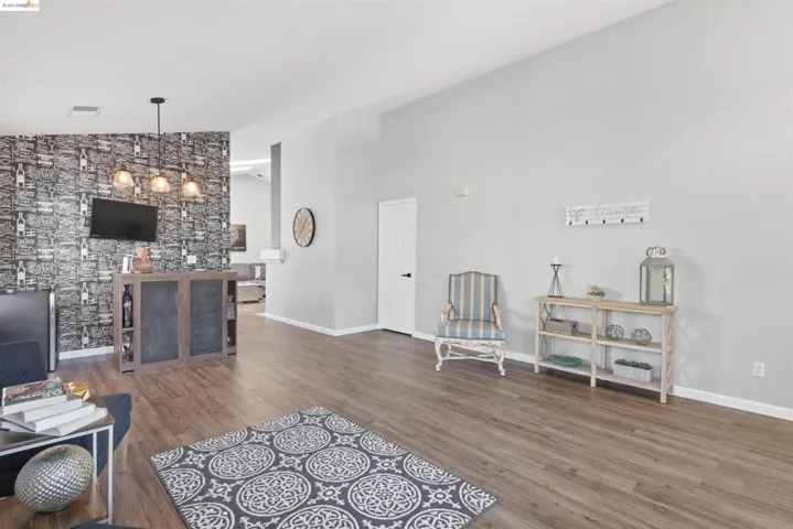 592 Apple Hill Dr, Brentwood (cc), California 94513