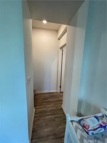 18441 W. Montage Lane, Northridge, California 91325