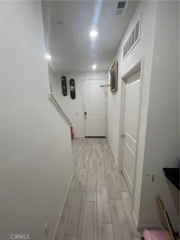18441 W. Montage Lane, Northridge, California 91325