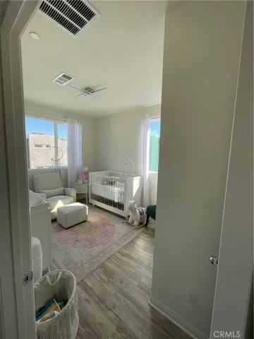 18441 W. Montage Lane, Northridge, California 91325