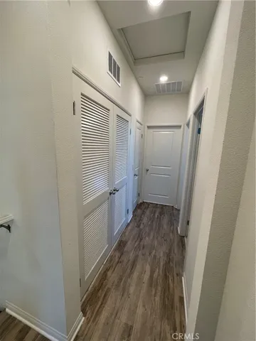 18441 W. Montage Lane, Northridge, California 91325