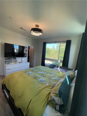 18441 W. Montage Lane, Northridge, California 91325