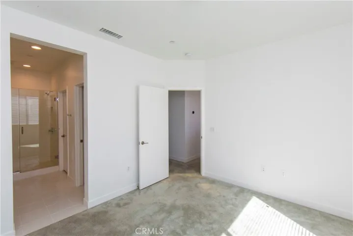 9916 Artesia Boulevard 404, Bellflower, California 90706