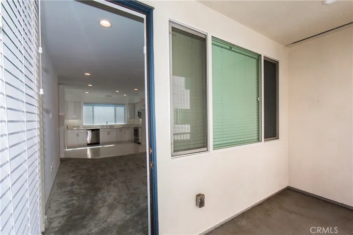 9916 Artesia Boulevard 404, Bellflower, California 90706