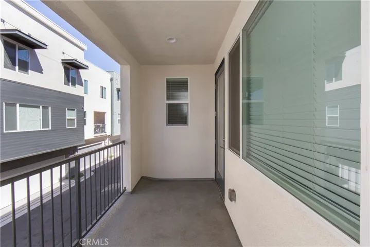 9916 Artesia Boulevard 404, Bellflower, California 90706