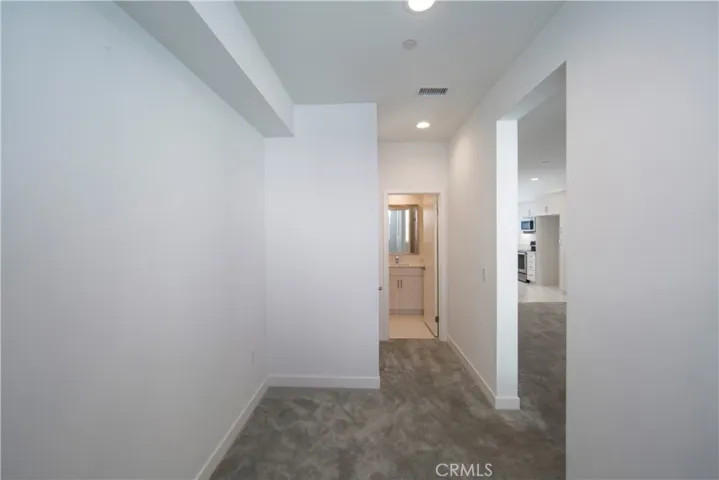 9916 Artesia Boulevard 404, Bellflower, California 90706