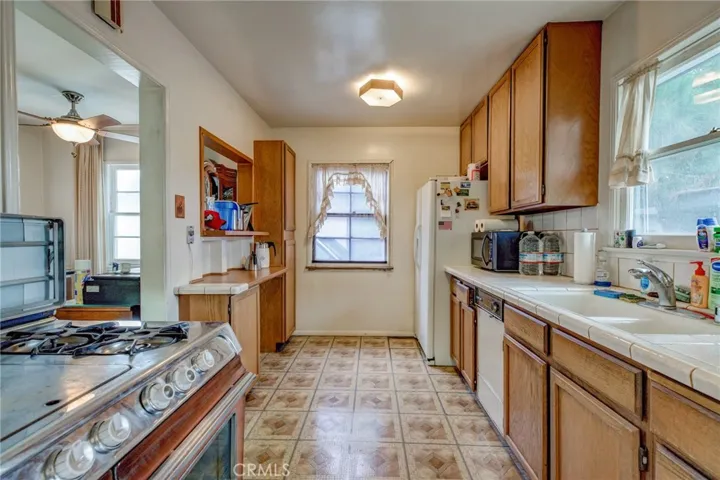 813 E Sycamore Avenue, Orange, California 92866