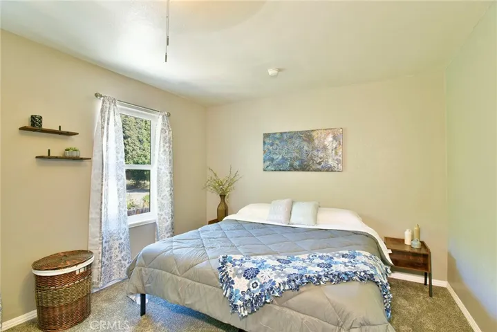 25 Ski Village Drive, Mount Shasta, California 96067