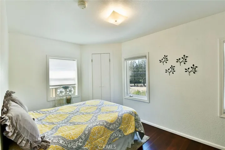 25 Ski Village Drive, Mount Shasta, California 96067
