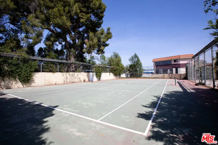 5316 Mecca Avenue, Tarzana, California 91356