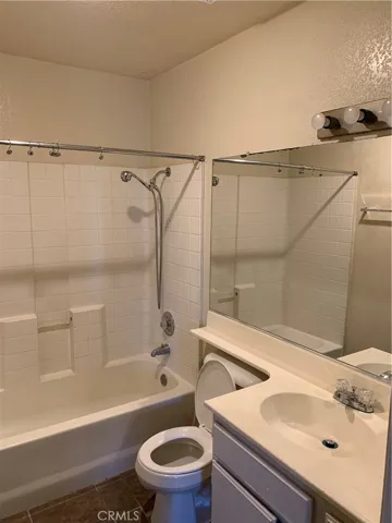 749 W Woodcrest Court, Rialto, California 92376