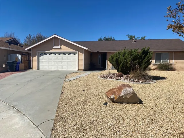 13406 Solitude Circle, Victorville, California 92392
