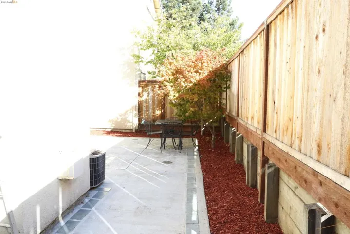 3136 Boulders Ct, Richmond, California 94806