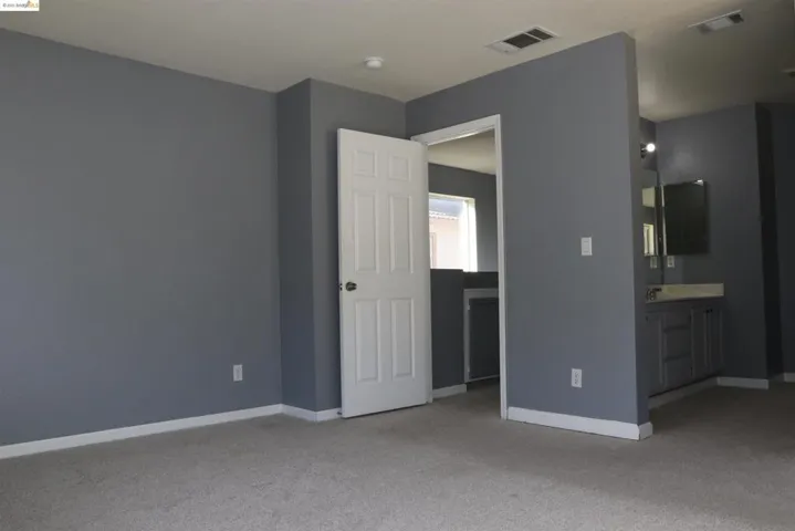 3136 Boulders Ct, Richmond, California 94806