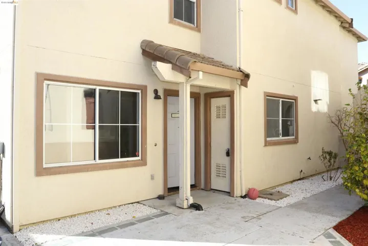 3136 Boulders Ct, Richmond, California 94806