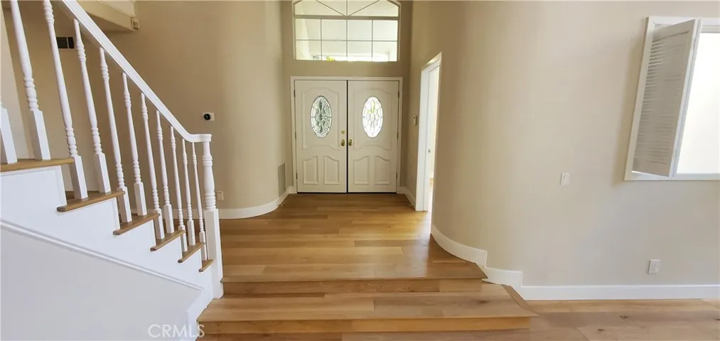 12652 Classics Drive, Granada Hills, California 91344