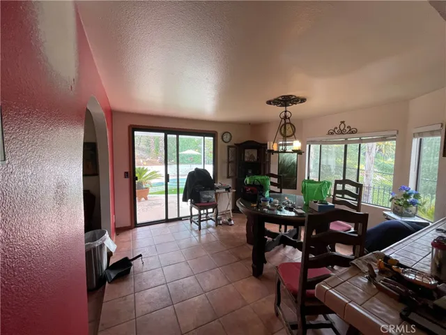 2540 Gird Road, Fallbrook, California 92028
