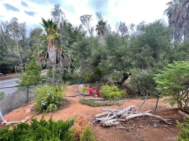 2540 Gird Road, Fallbrook, California 92028
