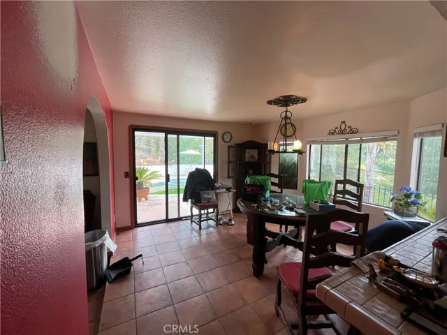 2540 Gird Road, Fallbrook, California 92028