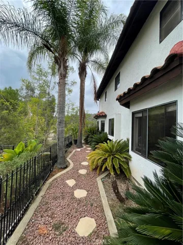 2540 Gird Road, Fallbrook, California 92028