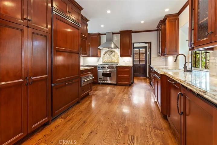 1820 Saint Albans Road, San Marino, California 91108