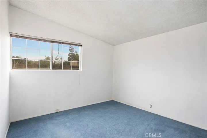 Additional bedroom
