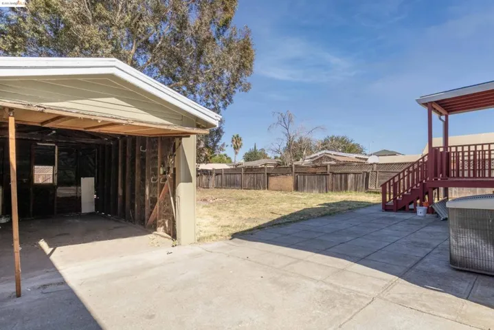 244 W 10th St, Pittsburg, California 94565