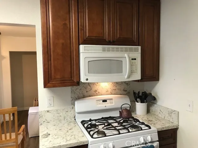 Stove and Microwave