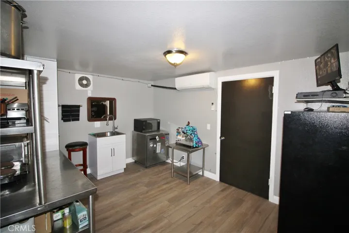 1039 Park Avenue, San Jacinto, California 92583