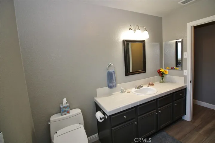 1039 Park Avenue, San Jacinto, California 92583