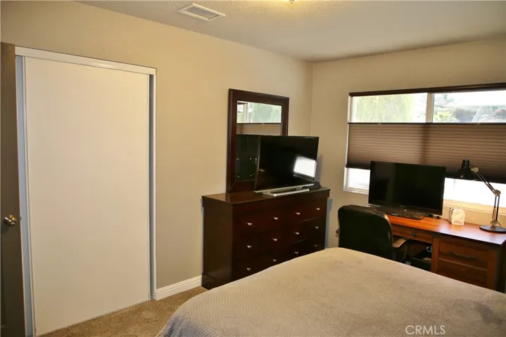 1039 Park Avenue, San Jacinto, California 92583