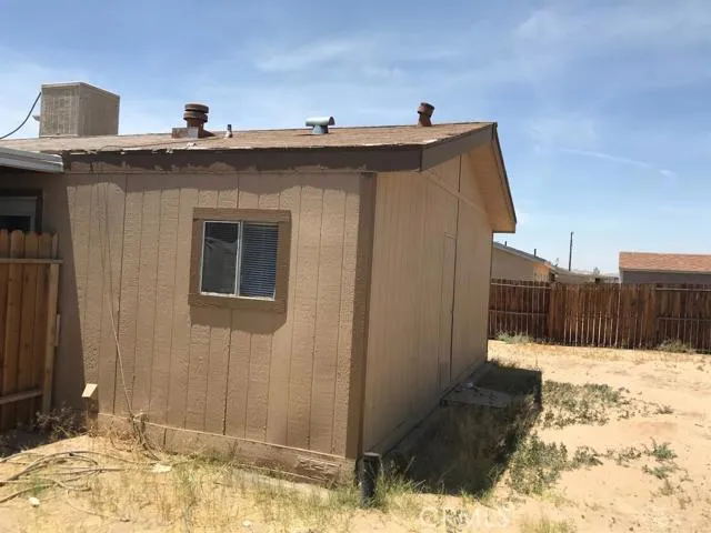 24958 Camino Del Norte, Barstow, California 92311
