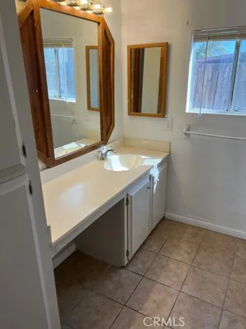 24958 Camino Del Norte, Barstow, California 92311