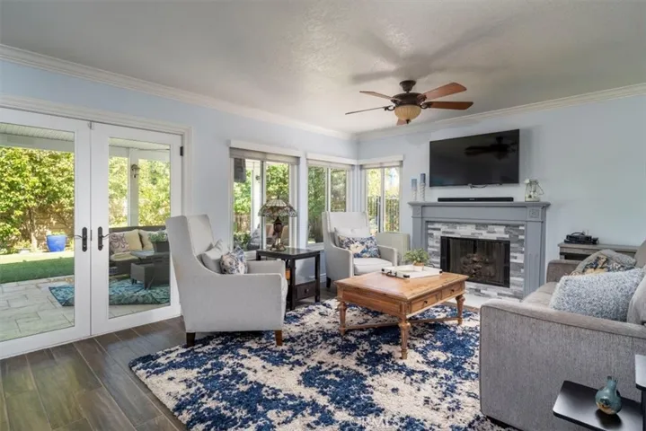 25785 Miguel Court, Valencia, California 91355