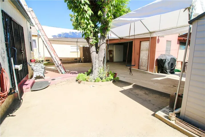 8640 Evergreen Avenue, South Gate, California 90280