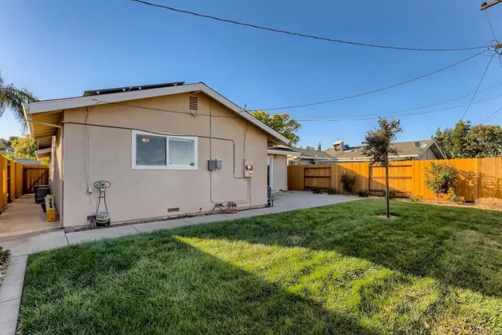143 Rocky Hill Road, Vacaville, California 95688
