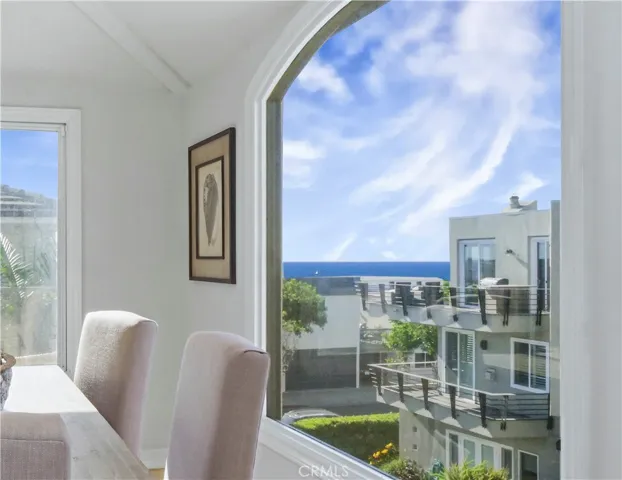ocean view dining room