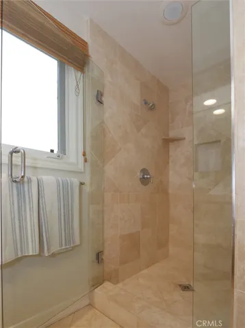 guest bath #2