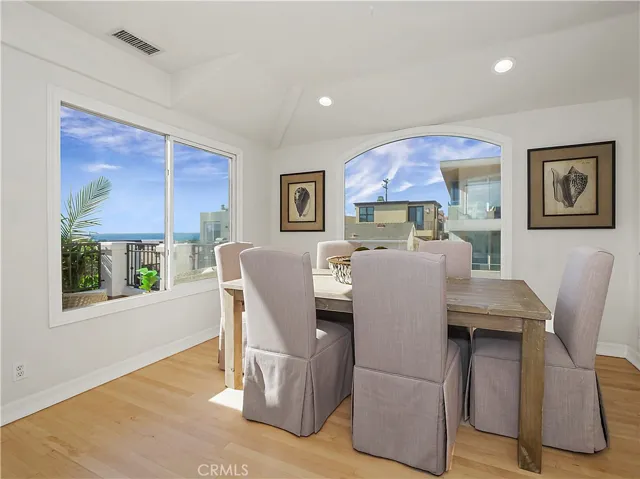 ocean view dining room