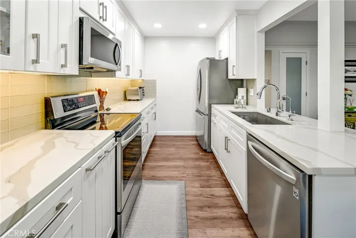 1217 Landsburn Circle, Westlake Village, California 91361